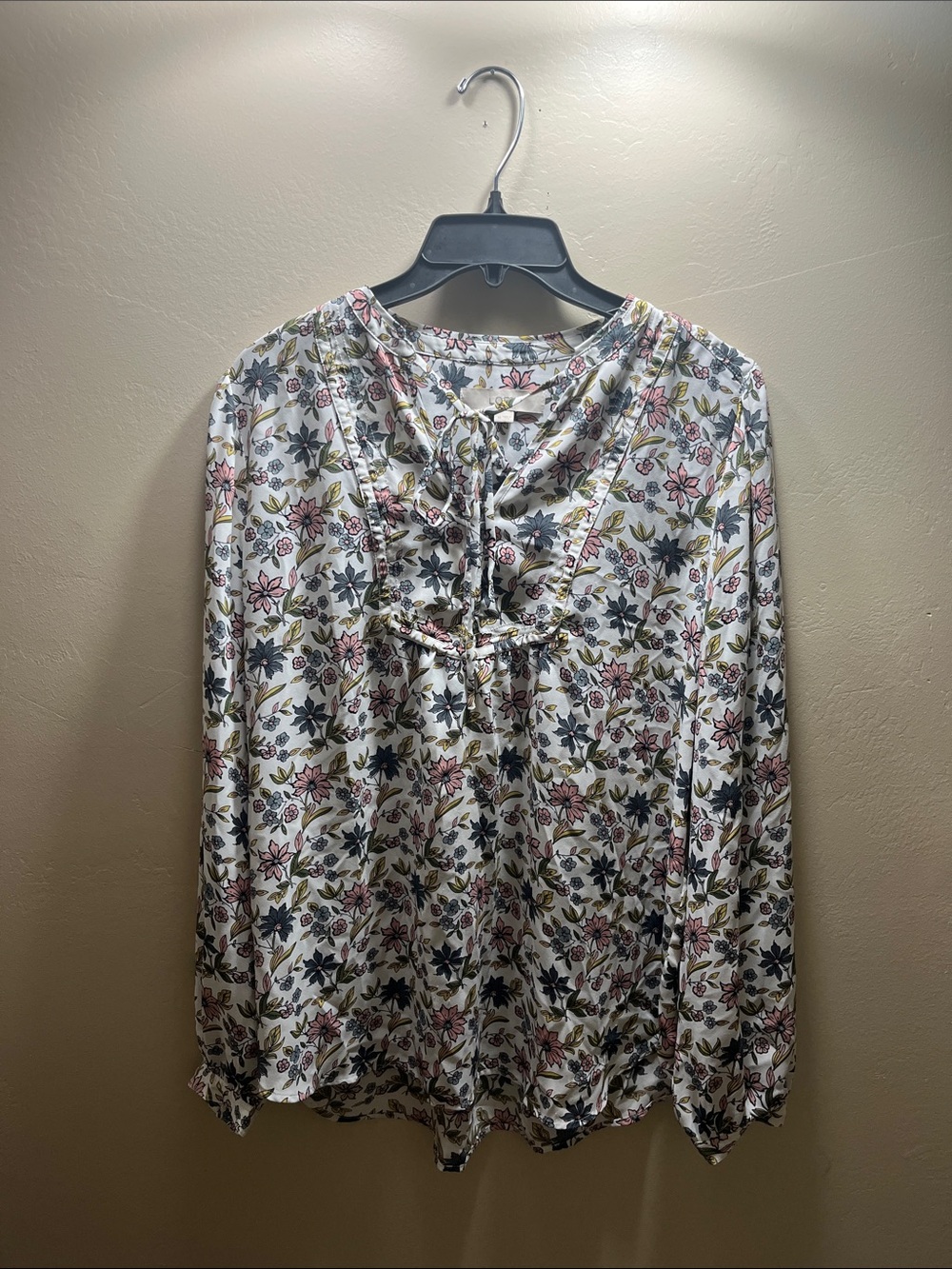 LOFT White Floral Tie-Front Long Sleeve Blouse